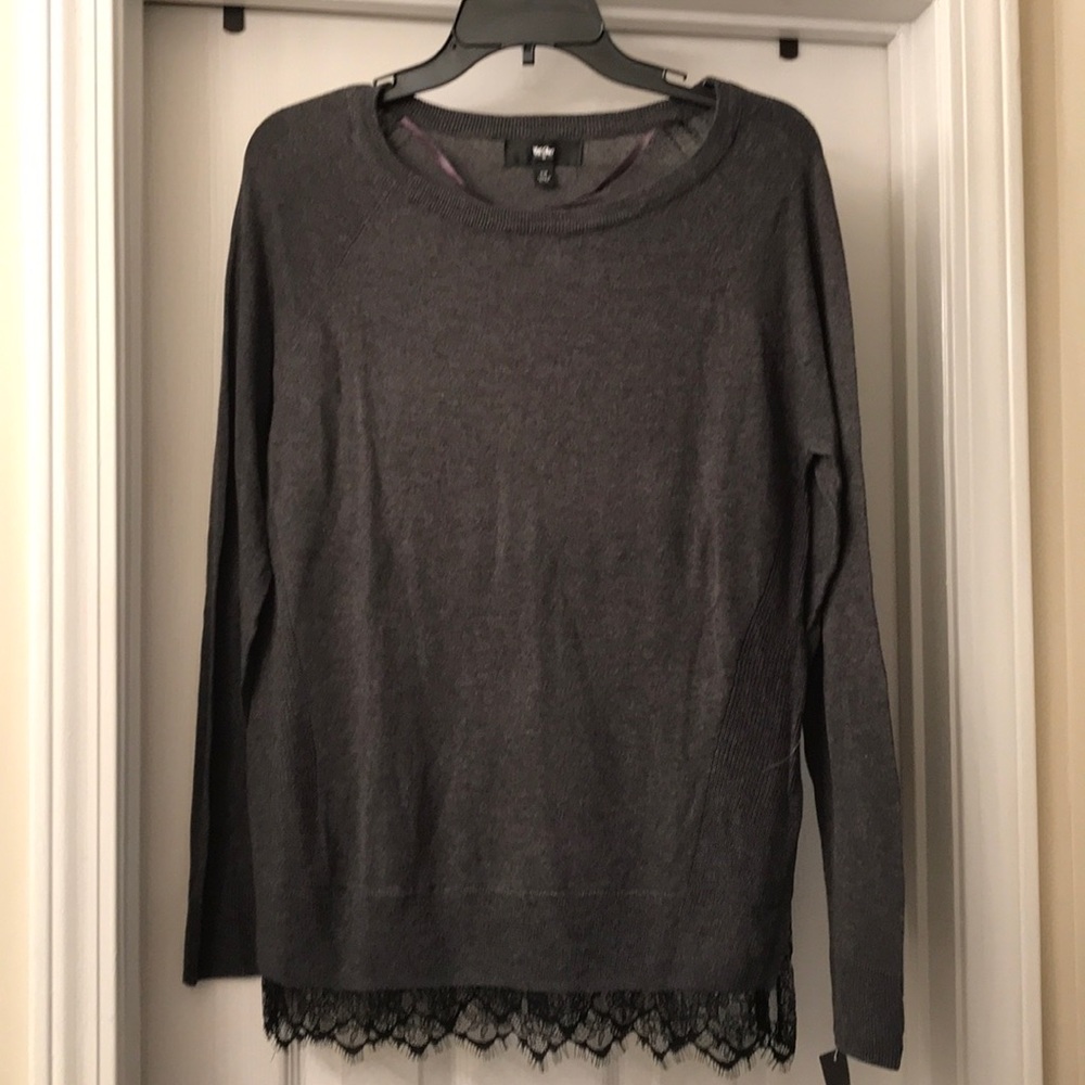 Mossimo Women’s Sweater Size Medium